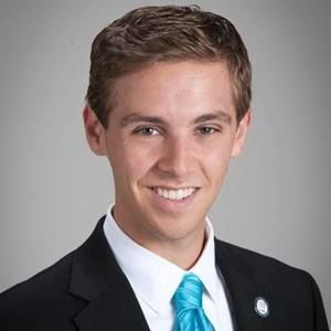 Meet your Posher, Caylin